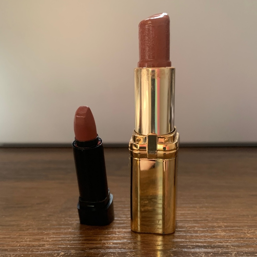 L'Oreal Colour Riche Lipstick 840 in Blush Pink